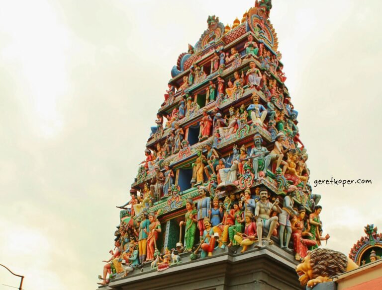 sri mariamann temple singapore 4 768x584