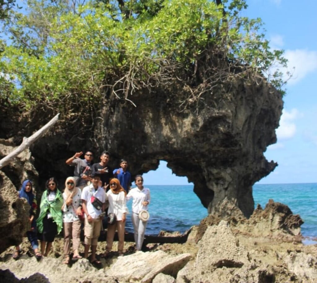 medium 7ujung batu 1024x915