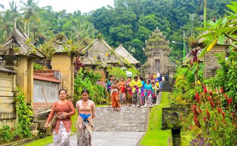 5ddf229e7496405f9 768x473