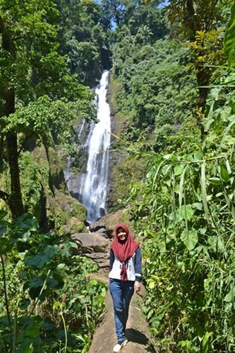 air terjun silima lima winny
