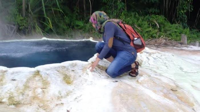 kawah putih tinggi raja 20150825 121933