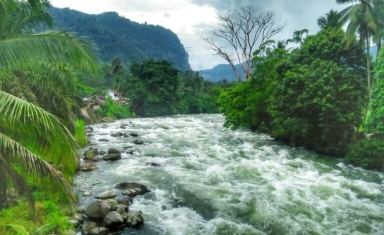 yuk taklukan jeram jeram top 3 dunia di sungai asahan 9lzrJZuNUk 768x470