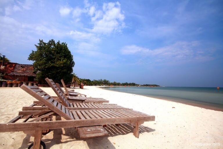 Leyeh leyeh di Pantai Bandengan Jepara 768x512