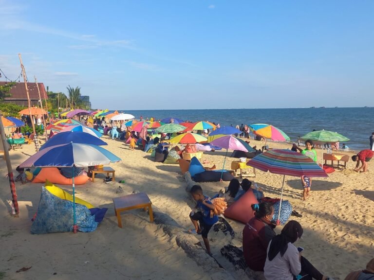 Pantai Kilang 768x576