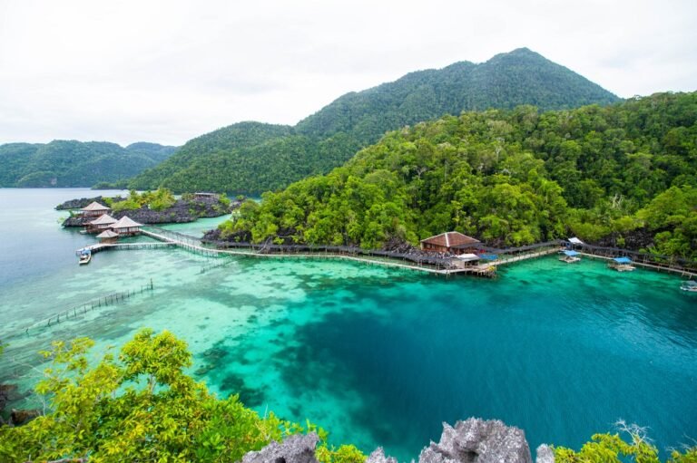 pulau labengki 2 768x511