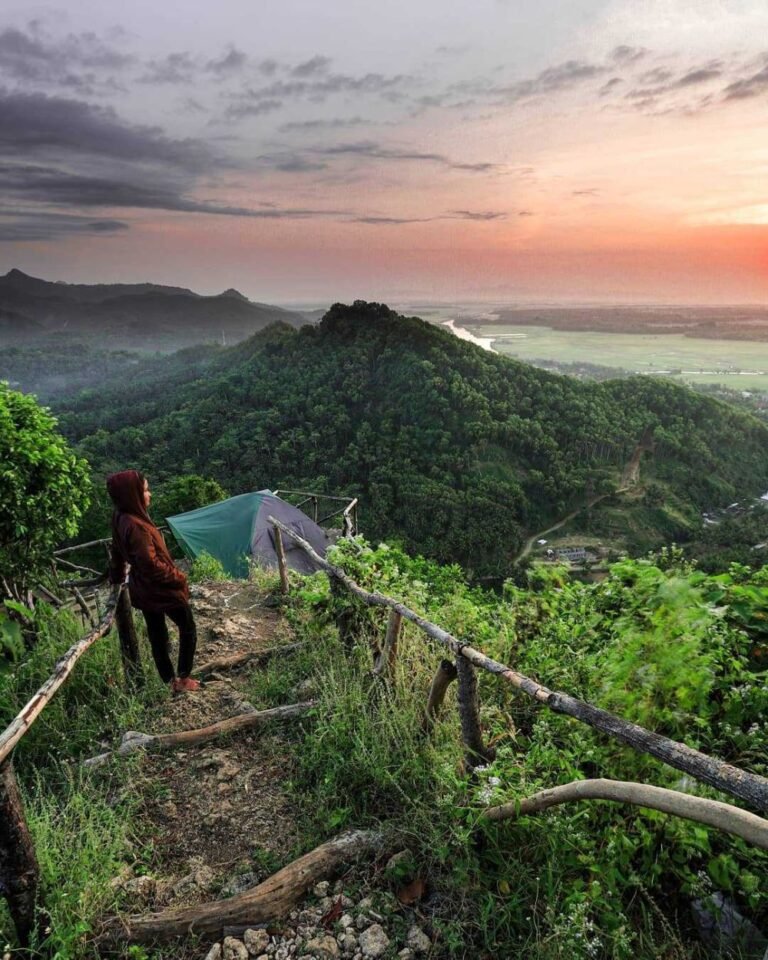 Bukit Hud Kebumen2 768x960