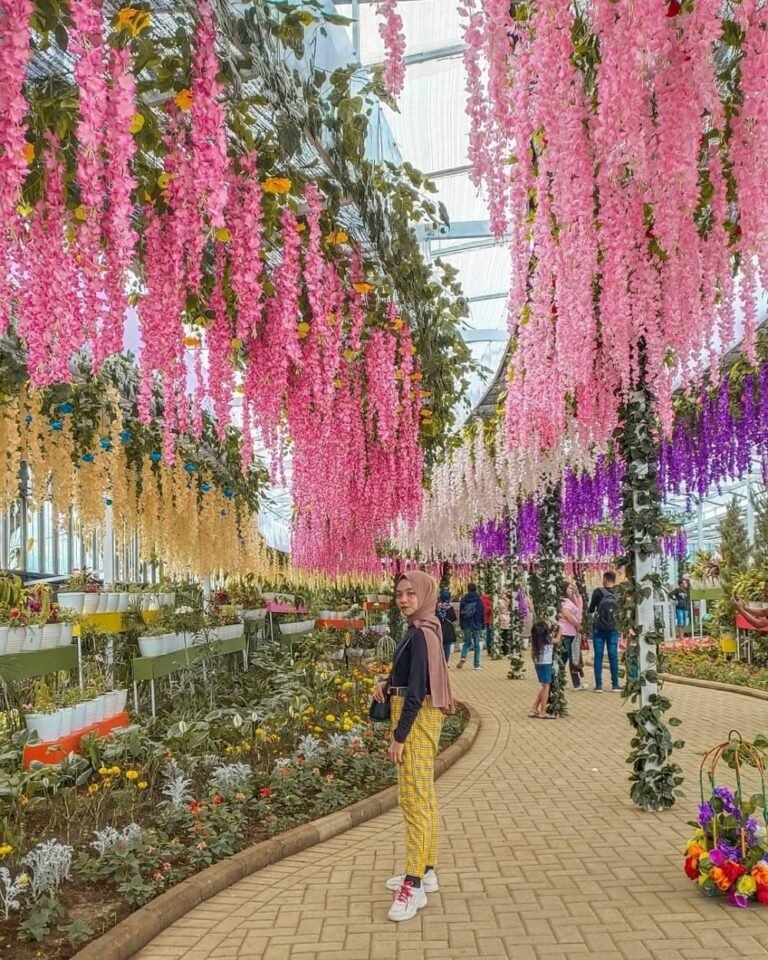 Florawisata San Terra Batu3 768x960