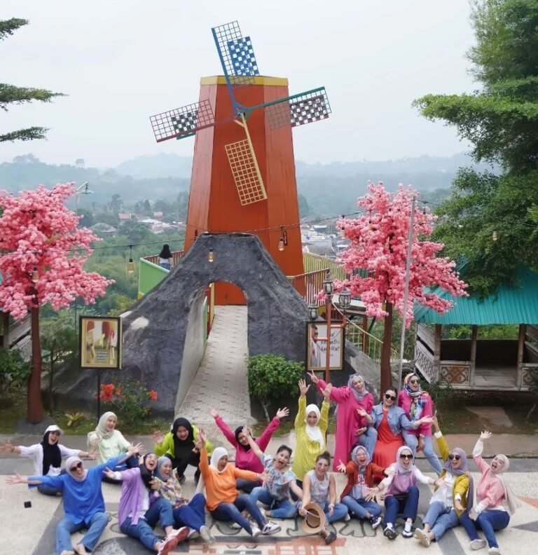 Bukit Sakura Lampung2 768x792