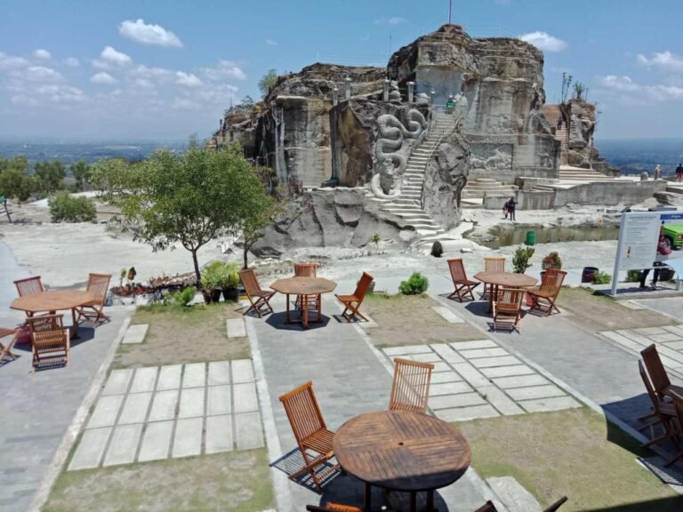 Wisata Tebing Breksi Jogja AkuTravel. Sumber Travels promo 768x576