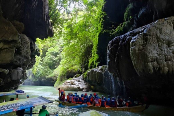 Green Canyon Pangandaran1