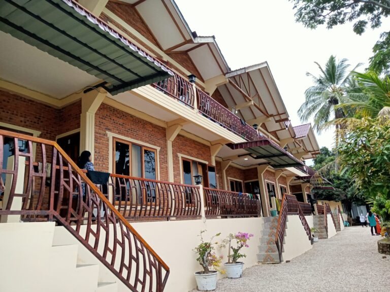 Pantai Arofan9 768x576