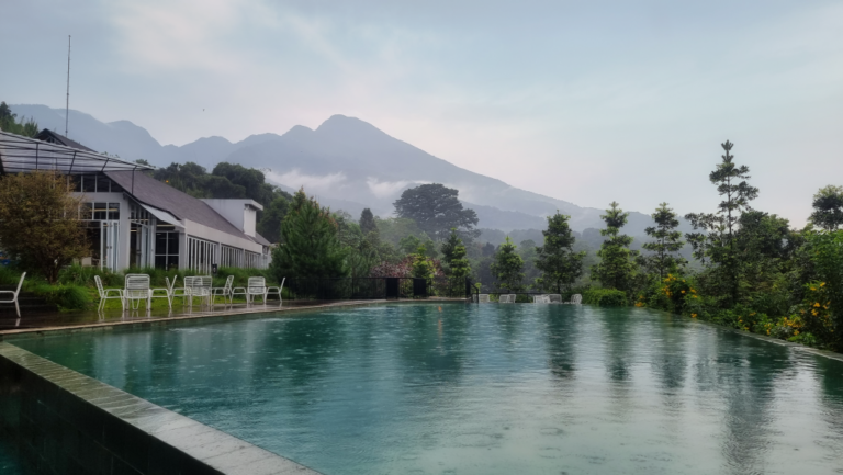 Leuweung Geledegan Ecolodge6 768x433