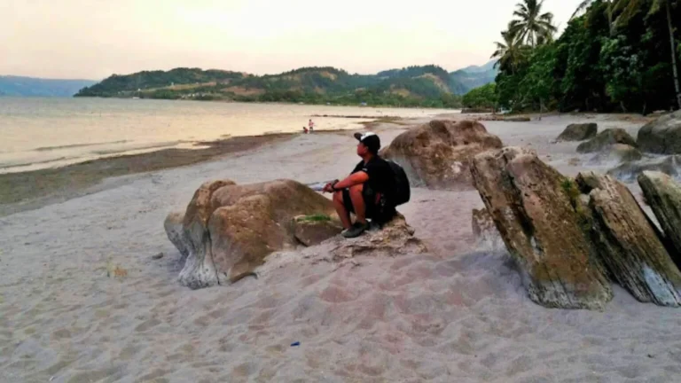 Pantai Sibolazi5 768x432