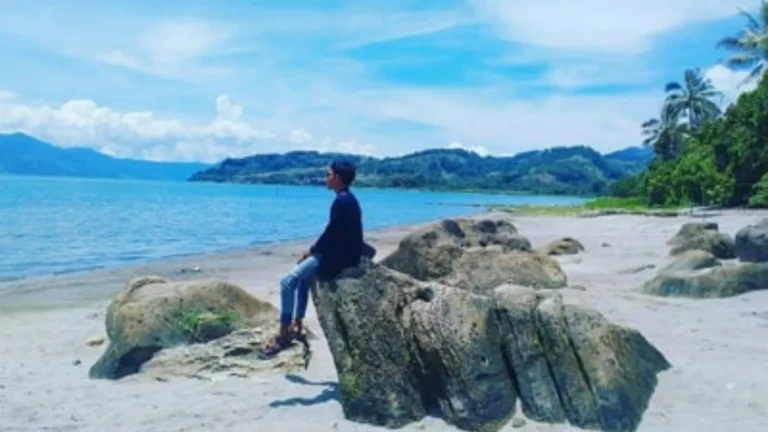 Pantai Sibolazi7 768x432