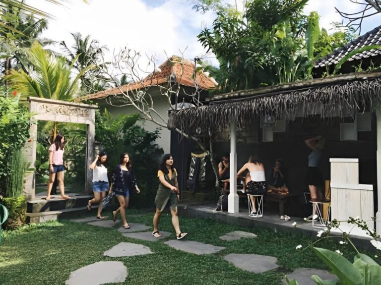 Ubud Tropical Glamping Bali5 768x575