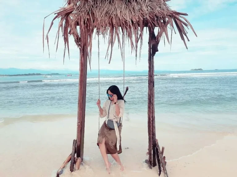 pantai cermin3 768x576