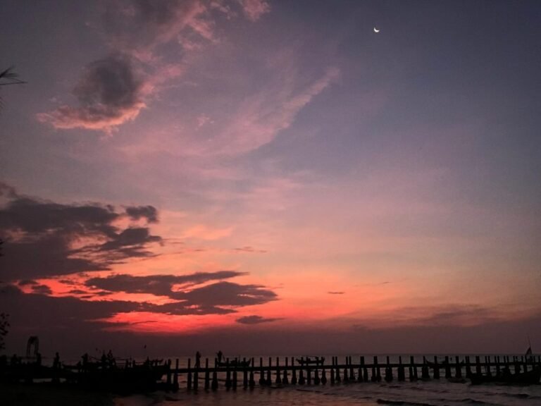 pantai pasir putih wates rembang6 768x576