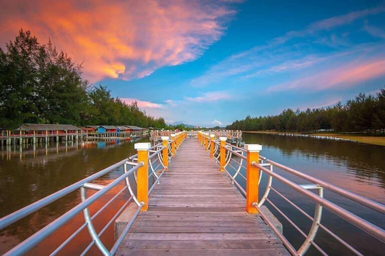 pantai tiram4 768x511