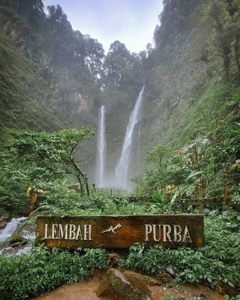wisata lembah purba sukabumi2 768x959