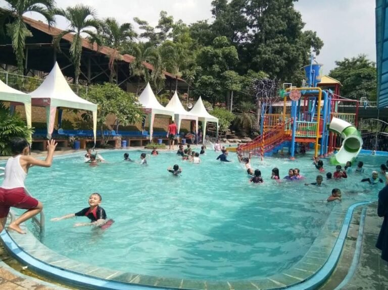 pacet mini park mojokerto3 768x575