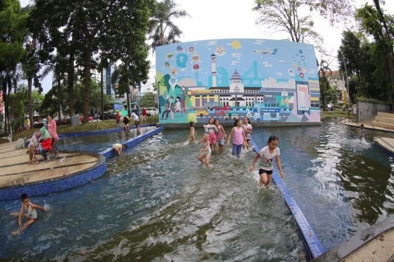 taman sejarah bandung2 1 768x512