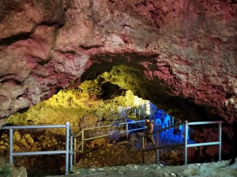 goa kedungkrombang blitar2 768x576