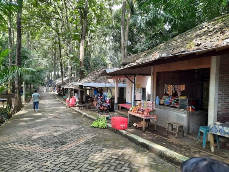 goa lowo trenggalek6 768x576