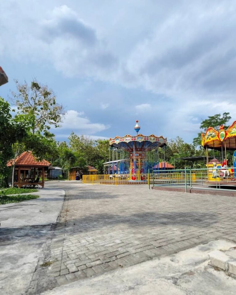 jati sewu gresik2 768x960