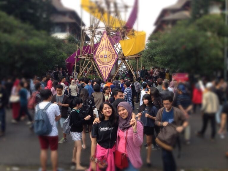 a9ae0e8c02ee6f179ad7a600ef138462 768x576